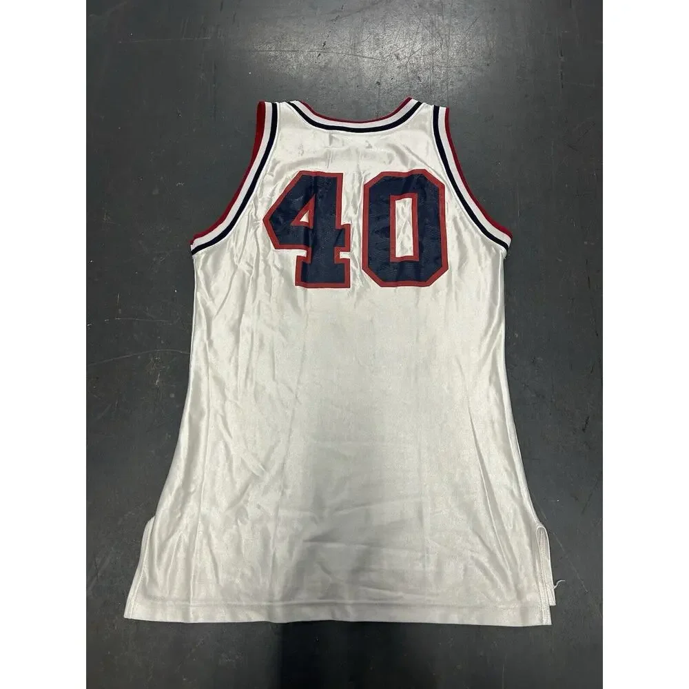 Vintage Russell Athletics Eagles Basketball‎ Jersey Men’s Size 44 White/Red #40
